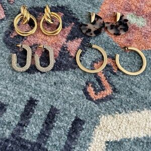 Bundle of 4 great pairs of earrings for 1 low price!